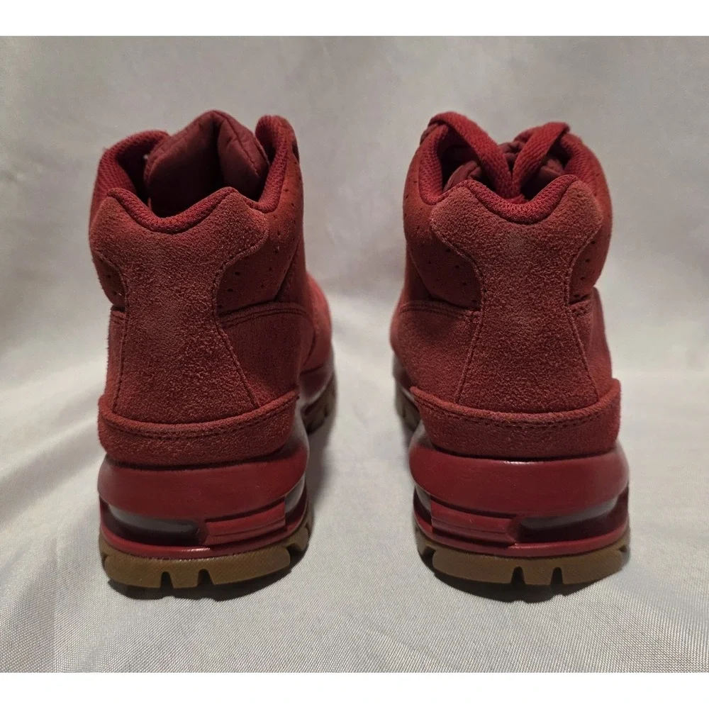 Nike Air Max Goadome ACG 311567-602 Red Suede Boots. Size Youth 5. NWB
